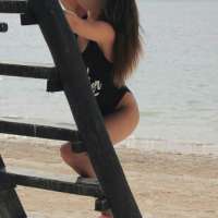 Akdeniz Bölgesinin Zarif ve Neşeli Eskort Kızı: Su