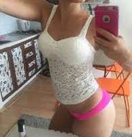 Akdeniz'in Büyüleyici Escortu: Zarif ve Cazibeli